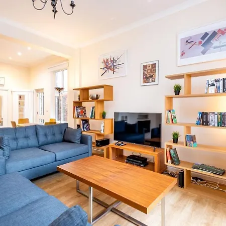 بيت للعطل Open Plan City Living With 2 Ensuite Bedrooms