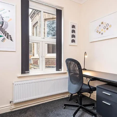 Open Plan City Living With 2 Ensuite Bedrooms بيت للعطل يورك