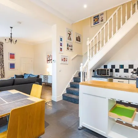بيت للعطل Open Plan City Living With 2 Ensuite Bedrooms